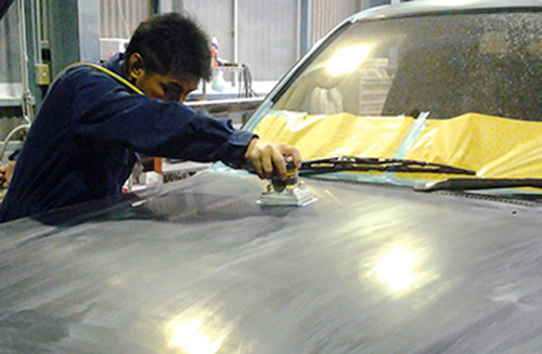 長く使用し痛んだサイドステップの修理