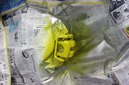 ペイント用の養生をする