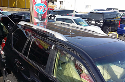 ランクルプラドのルーフレールもペイント