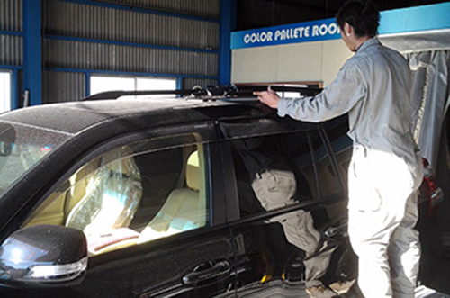 ランクルプラドへルーフレール取り付け完了