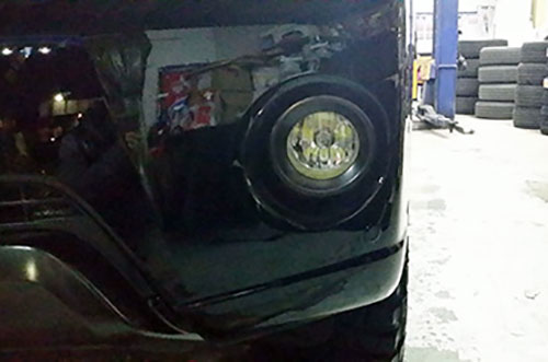 ランクルプラドへフォグランプベゼル取付完了