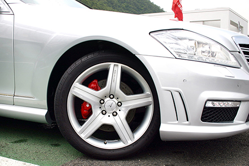 カスタム　ドレスアップ