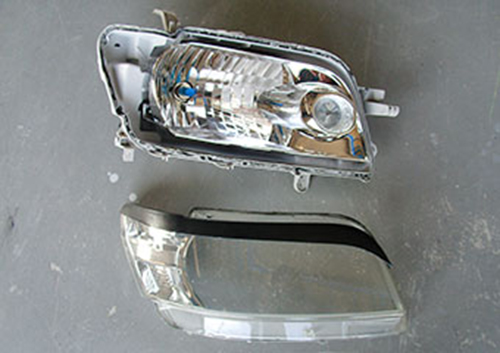 ヘッドライトインナーペイント 施工作業