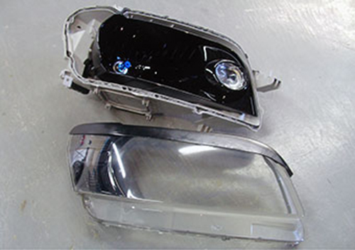 ヘッドライトインナーペイント 塗装施工作業